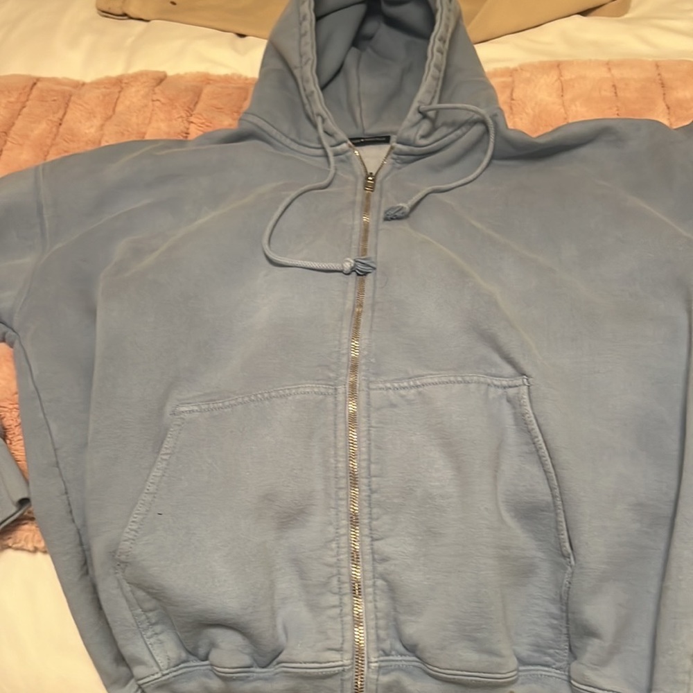 Brandy Melville sweatshirt